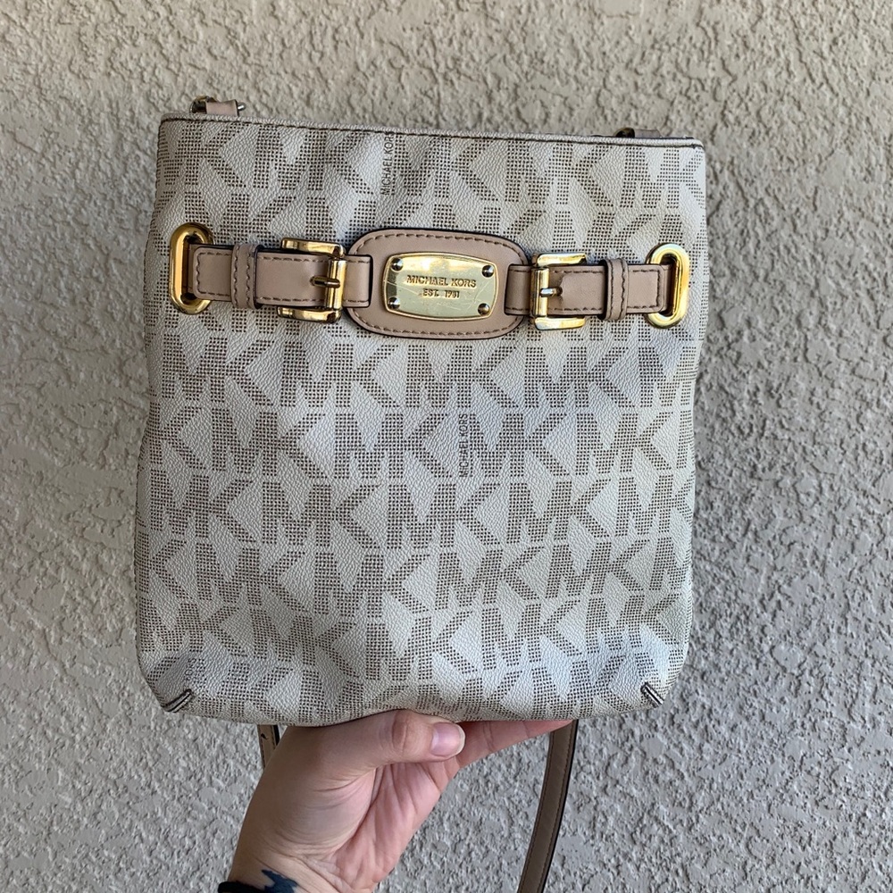 Michael Kors Beige and Gold Crossbody Bag